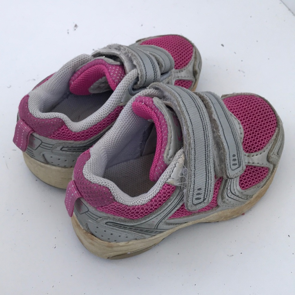 Champion sneakers Sz 5
